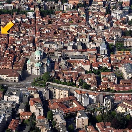 Ancient Courtyard Bonanomi In Como Historic Centre Экстерьер фото